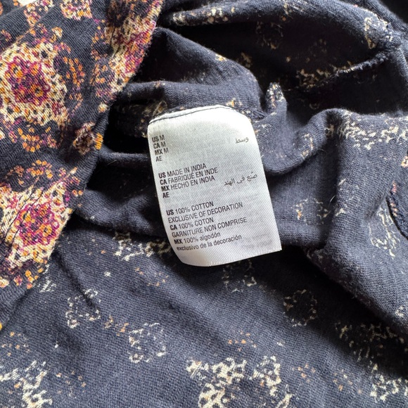 VGUC!💕Boho Navy Printed Long-Sleeve Women's Top - Picture 8 of 9